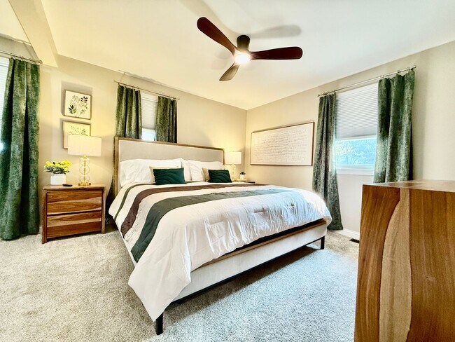 Building Photo - Brand new remodeled home in Monroe!