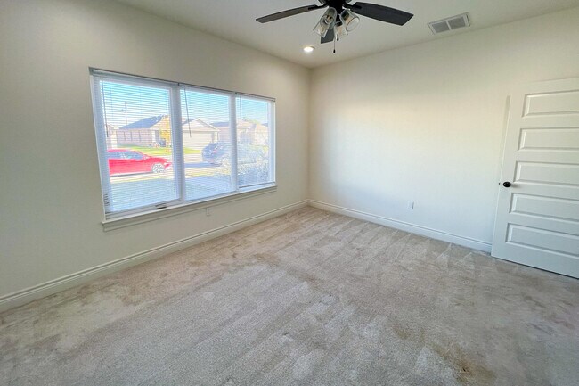 Building Photo - 4709 125th St