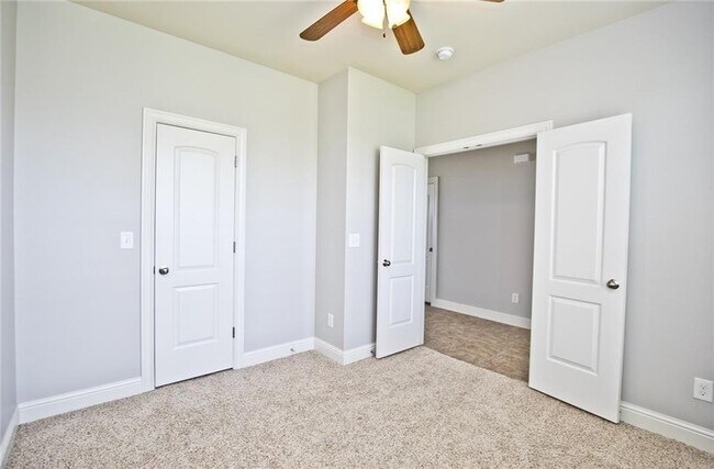 Building Photo - 1418 Gooseneck Ln