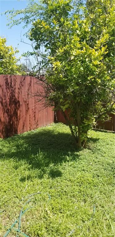 Building Photo - 14 Irongate Dr