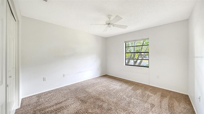 Building Photo - 5010 Barrington Cir