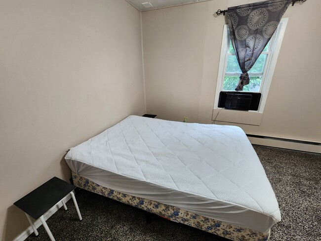 Building Photo - 505 S 10th St