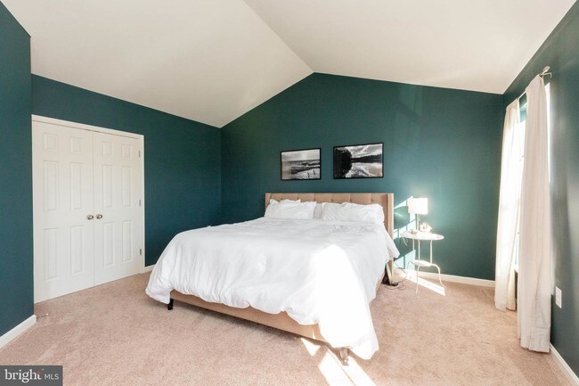 Building Photo - 17670 Cleveland Park Drive