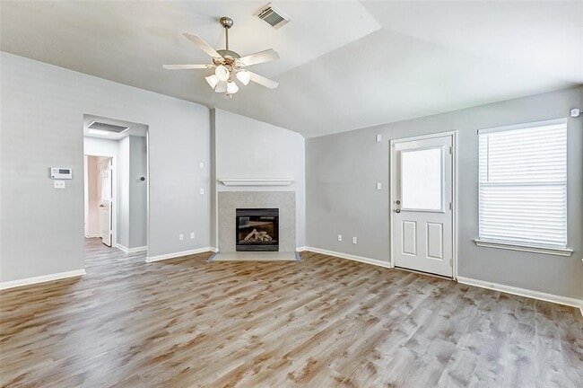 Building Photo - 25331 Clover Ranch Dr