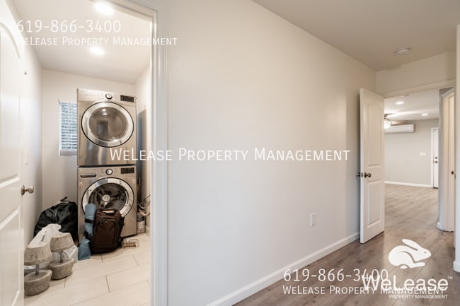 Building Photo - 5368 Rex Ave