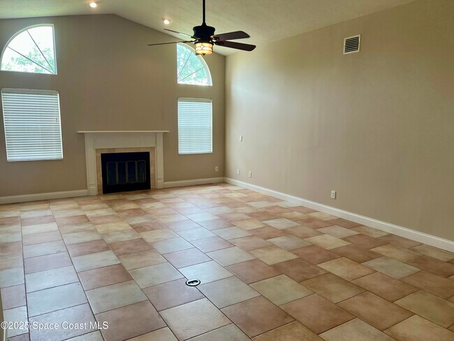 Building Photo - 2372 Windham Dr