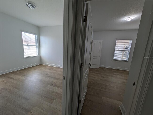 Building Photo - 14236 Walcott Avenue