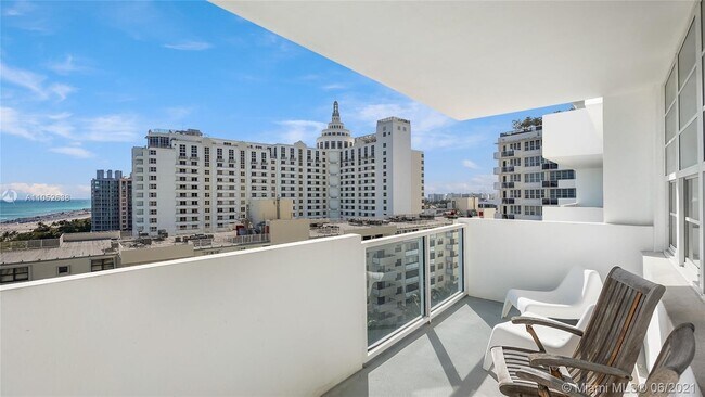 Building Photo - 100 Lincoln Rd