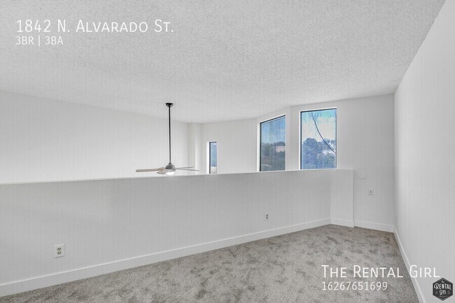 Building Photo - 1842 N Alvarado St