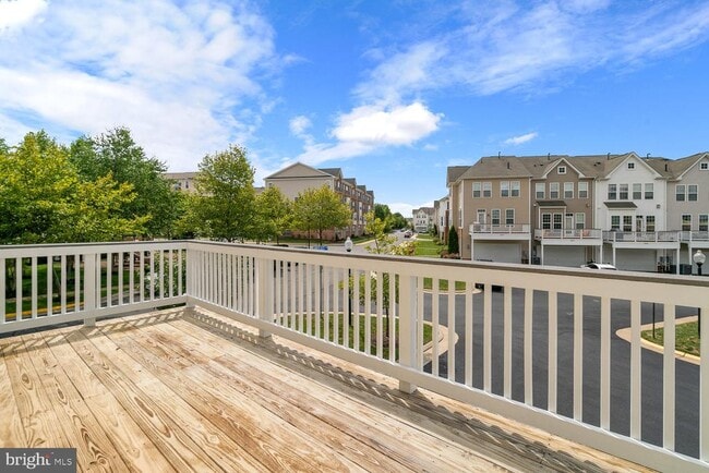 Building Photo - 22664 Amberjack Square