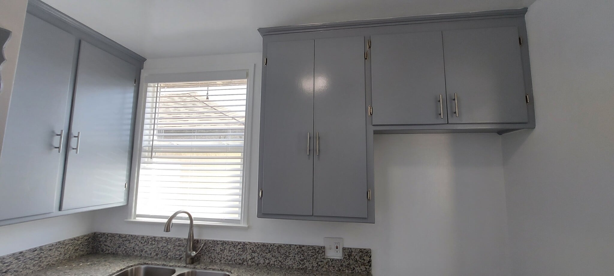 Building Photo - 15626 Grevillea Ave