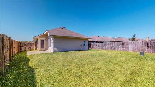 Building Photo - 1000 Windmeadows Dr