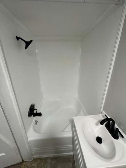 Building Photo - 322 E Belvedere Ave