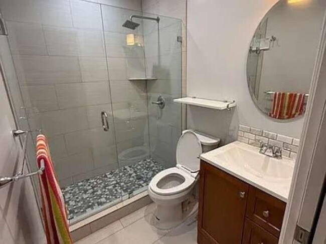 Building Photo - 4301 SW 60th Pl