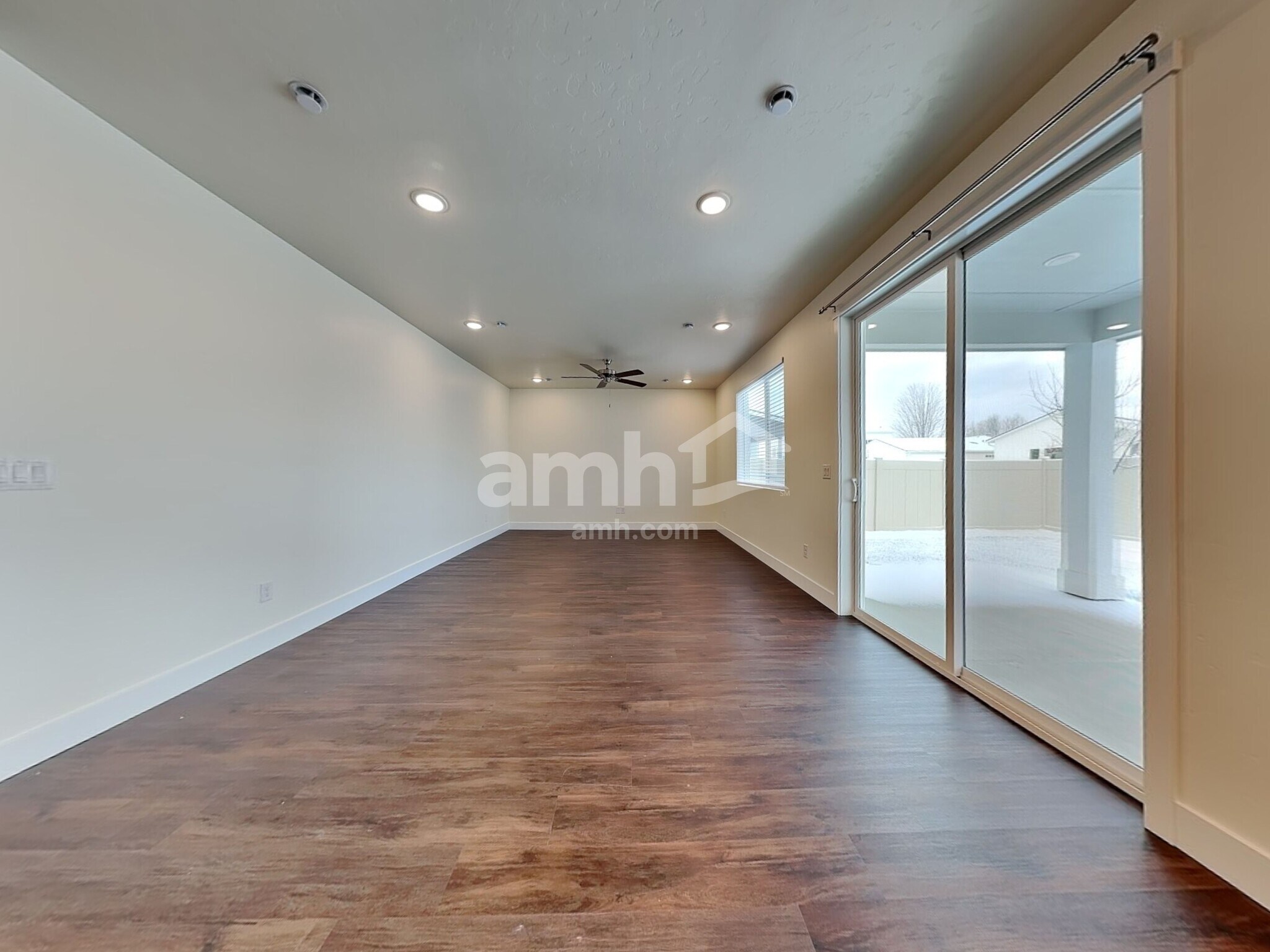 Building Photo - 11468 W Mesquite St