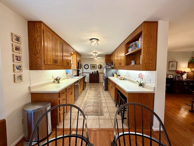 Building Photo - 117 Ashley Rd