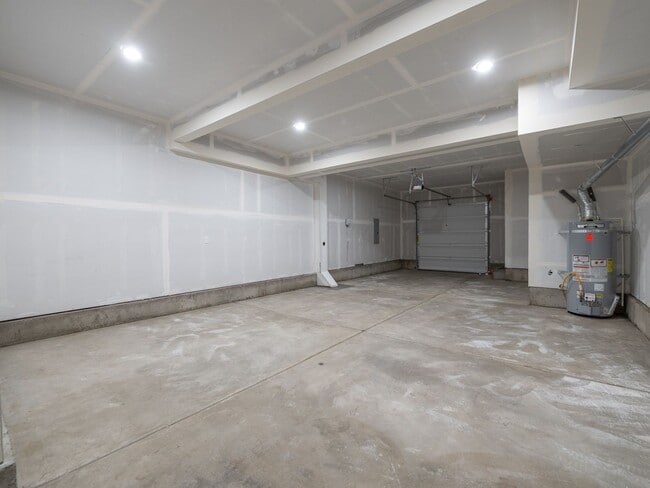 Building Photo - 9389 SW Eunice Ln