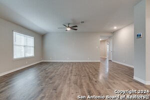 Building Photo - 422 Sabine River