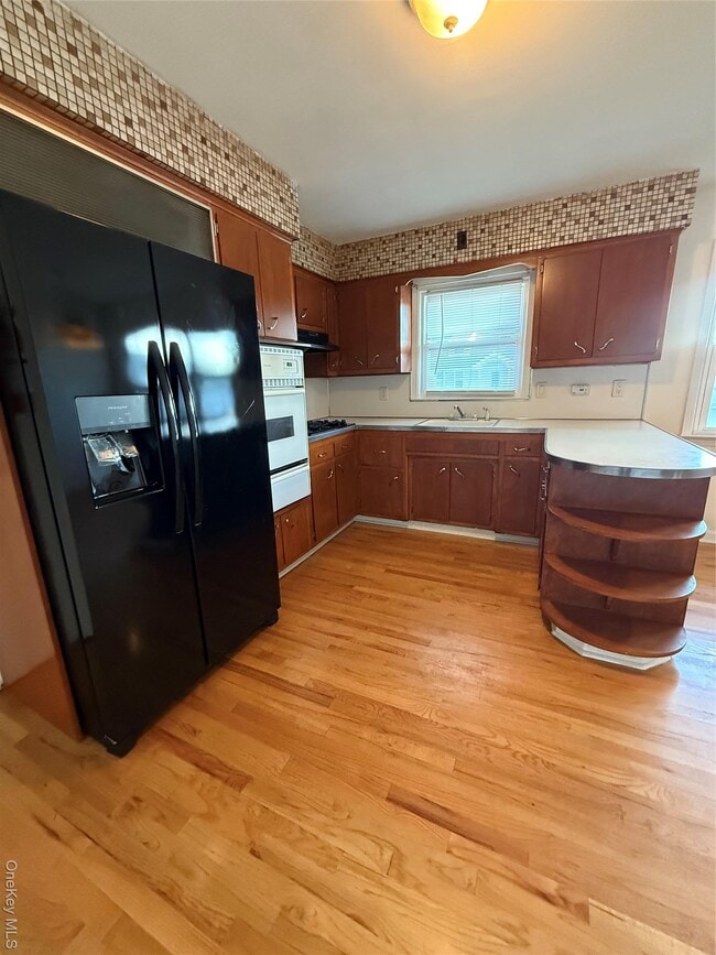 Building Photo - 301A Copiague Pl