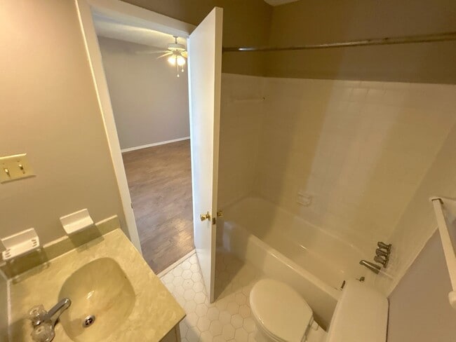 Building Photo - 7084 Texel Cove