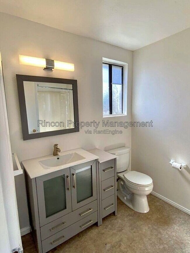 Building Photo - 314 Virginia Dr