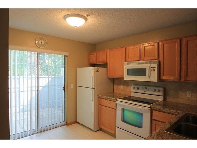 Building Photo - 8433 Annapolis Way