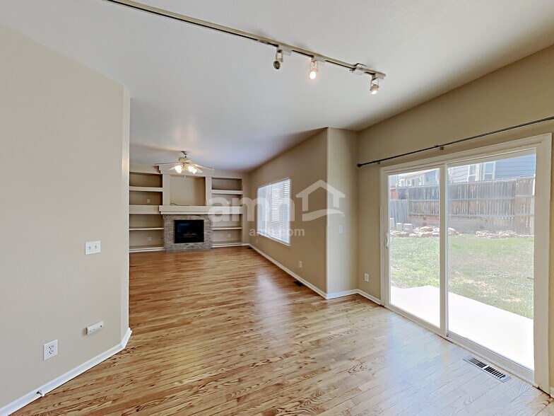 Building Photo - 5604 Spruce Ave