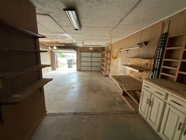 Building Photo - 1421 Pheasant Run Ct
