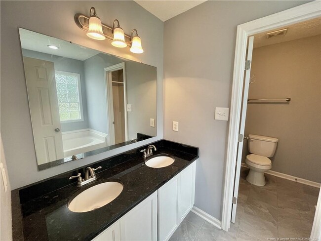 Building Photo - 115 Dolores Ct