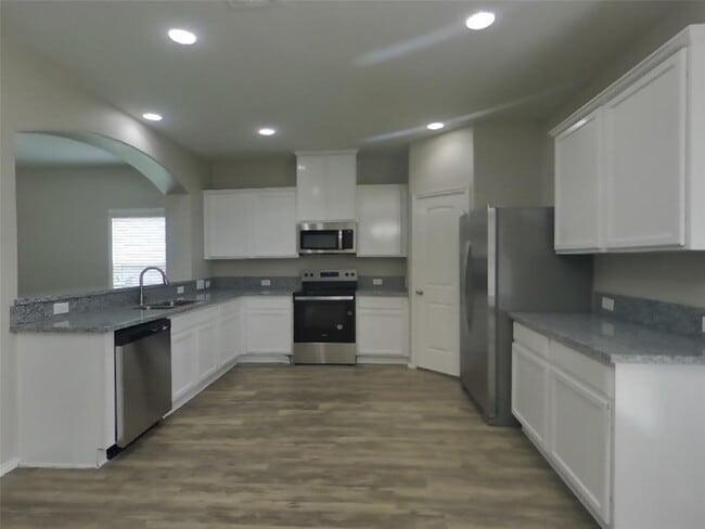 Building Photo - 514 Batten Way