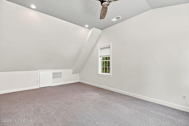 Building Photo - 3518 Hycliffe Ave