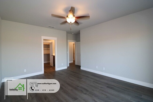 Building Photo - 2879 Calaveras Ct