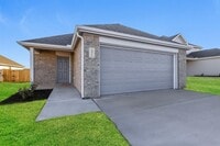 Building Photo - 1921 Malus Way