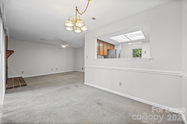 Building Photo - 2920 Iron Gate Ln