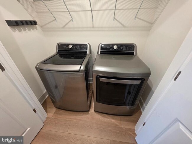 Building Photo - 4254 Frost St