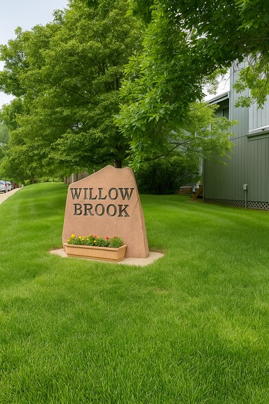 West entrance to Willow Brook - 3119 Westwood Ct