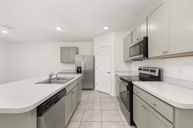 Building Photo - 318 Montgomery Ct