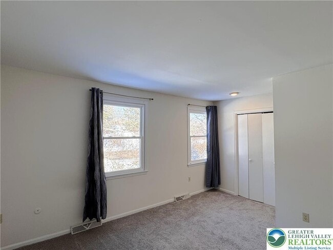 Building Photo - 8315 Countryside Ln