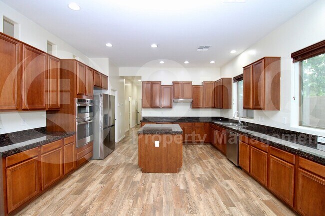 Building Photo - 3768 E Gemini Pl