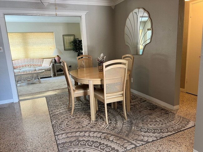 Building Photo - 6month Min. Gulfport High & Dry Home