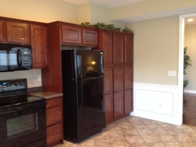 Building Photo - 3204 Sweet Clover Ln