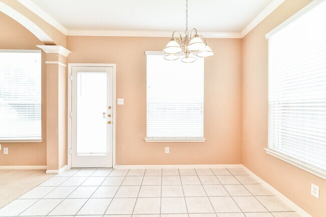 Building Photo - 17602 Mescalero Canyon Ln