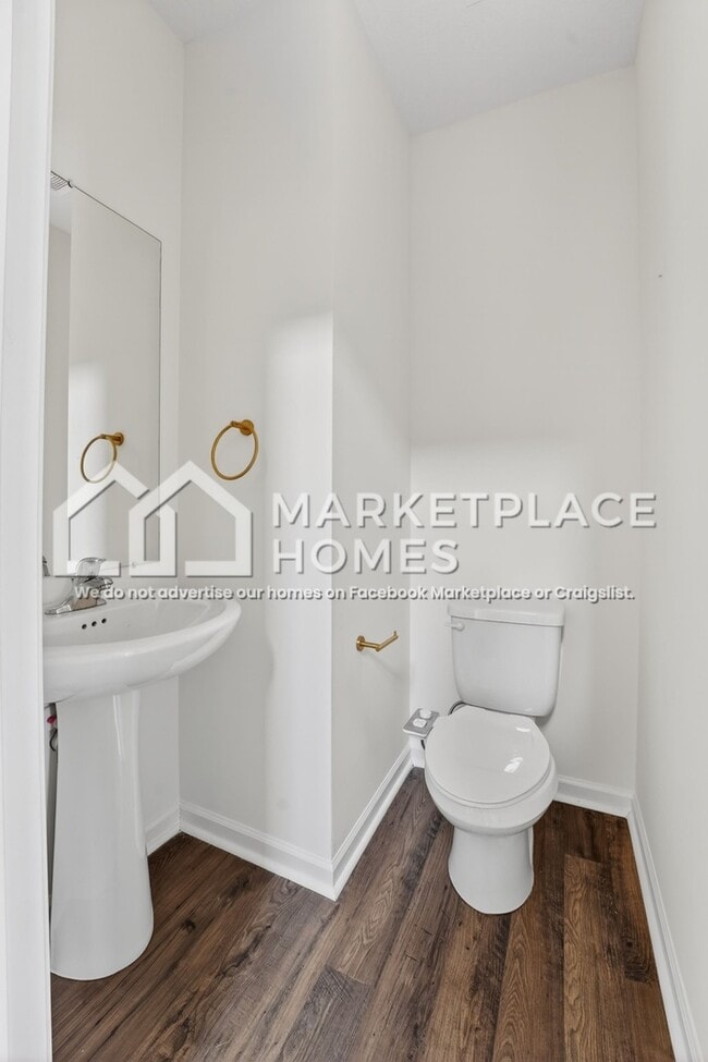 Building Photo - 12318 Hatmaker Ln