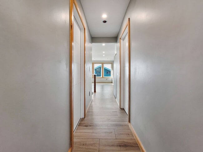 Building Photo - Remodeled Alki Beach Home with Puget Sound Views