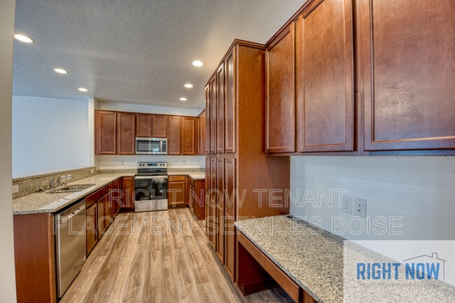 Building Photo - 5505 E Bollo St