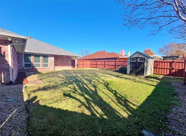 Building Photo - 906 Moore St