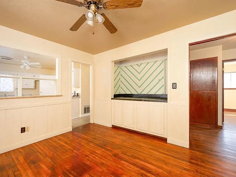 Building Photo - 9909 N McKinley Ave