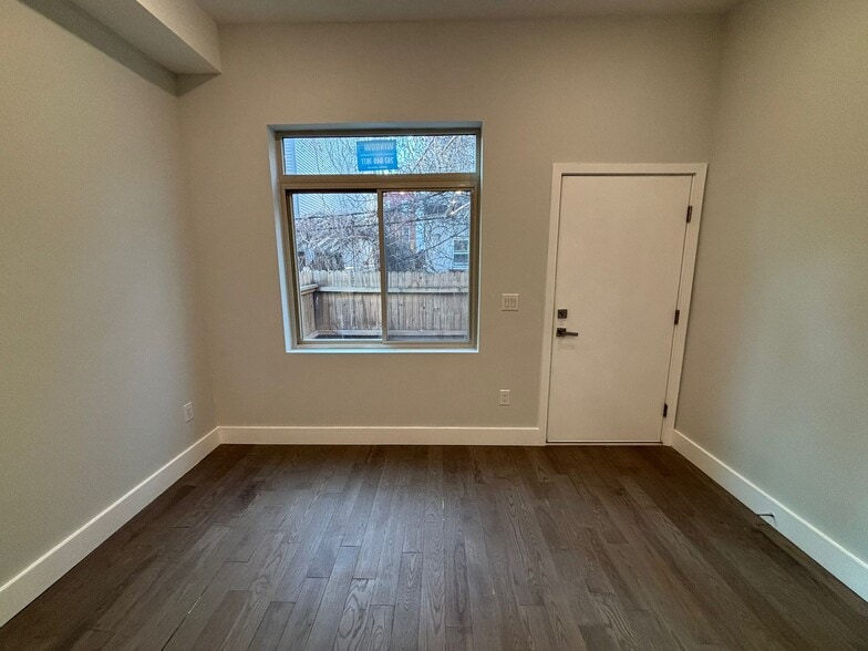 Building Photo - 2114 N Franklin St