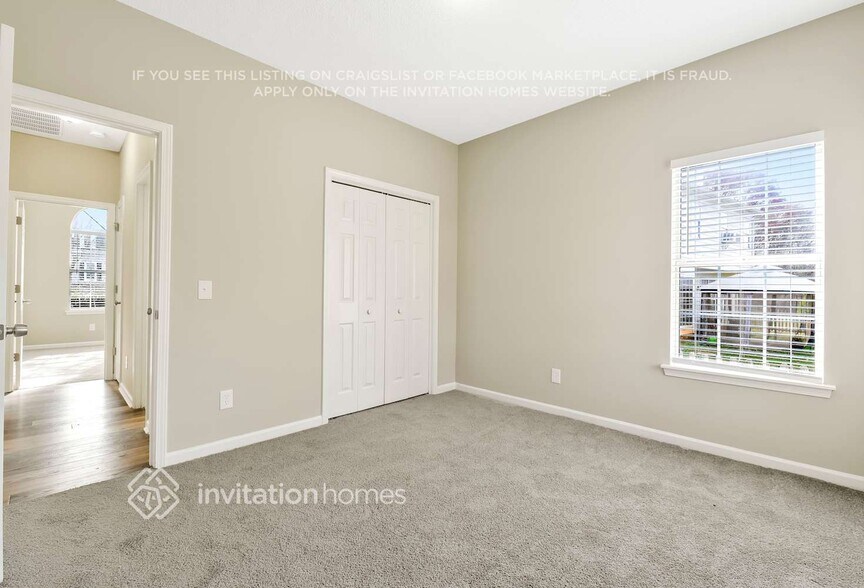 Building Photo - 7030 Daerwood Pl