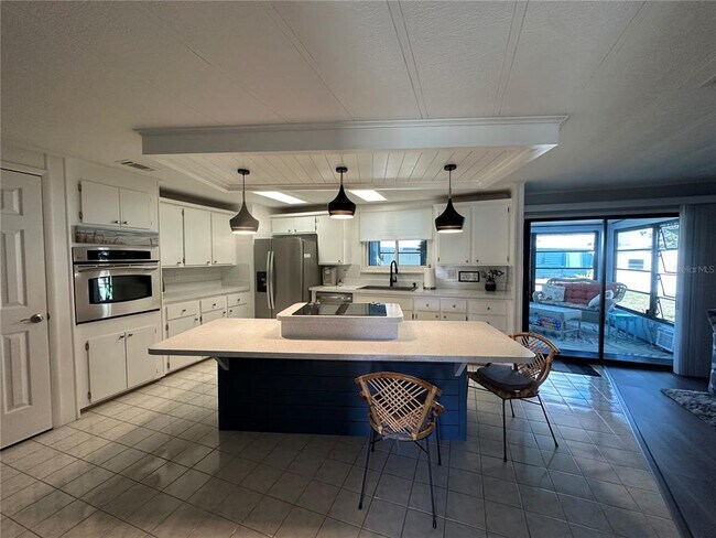 Building Photo - 307 Outrigger Pl
